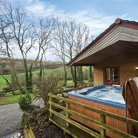 Ivyleaf Combe Lodges Stratton  Ngoại thất bức ảnh